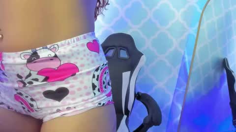 L I N D A online show from 11/18/25, 02:06