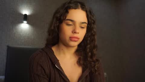 Linda online show from 03/20/26, 01:38