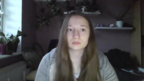 LindaAmore online show from 10/19/25, 03:12