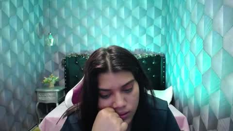    online show from 01/05/25, 09:05