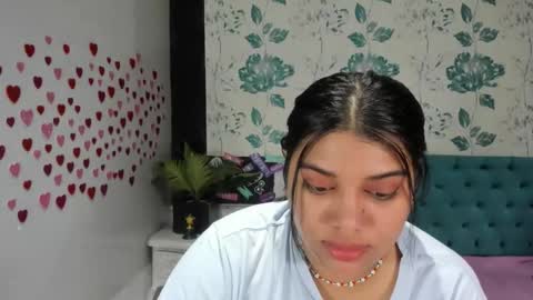    online show from 02/09/25, 04:18