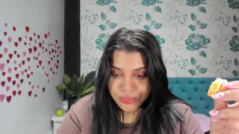    online show from 03/05/25, 03:07