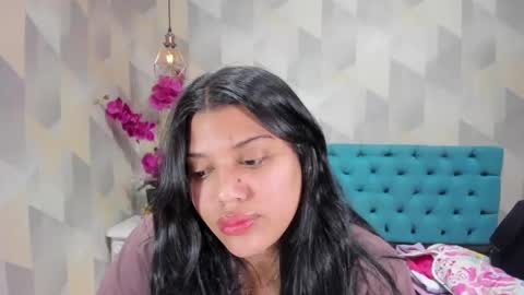    online show from 09/29/25, 04:34