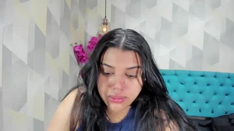    online show from 10/03/25, 01:41