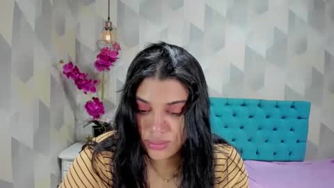    online show from 10/11/25, 01:42