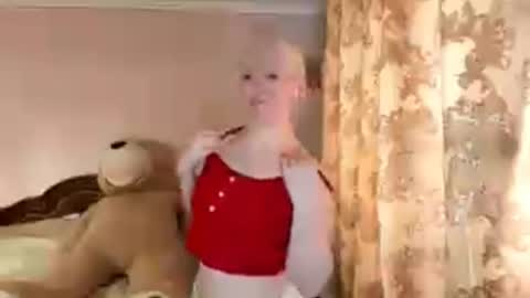 Luna online show from 01/15/26, 11:04