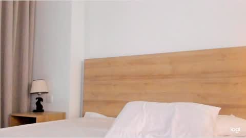 Snapshot of lindamei chatting on 02/26/25, 01:32 lindamei online show from 02/26/25, 01:32