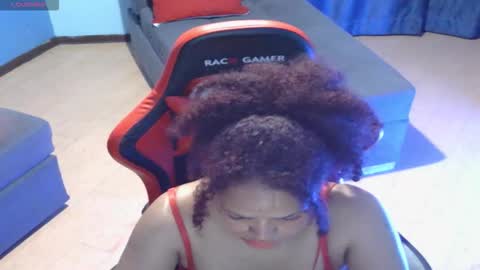 Hot Butterfly online show from 01/12/26, 04:50