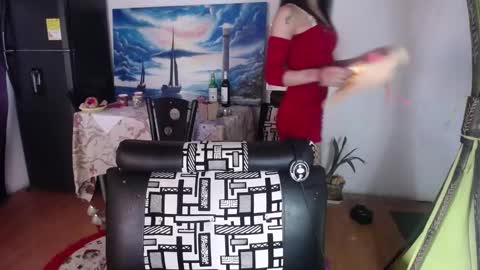 lindsey_2023 online show from 12/29/24, 06:16