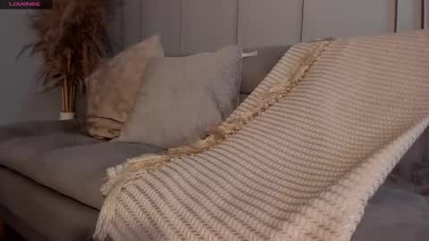 Snapshot of lindseyhallx chatting on 12/21/24, 01:47 call me annie online show from 12/21/24, 01:47