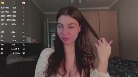 Linda online show from 03/30/26, 06:14