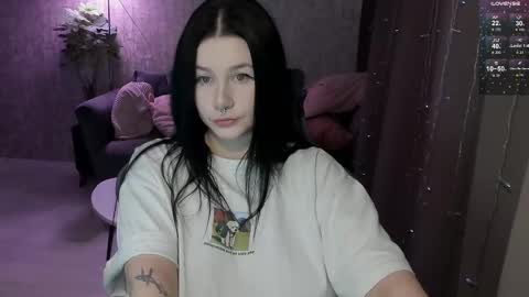 Snapshot of line_green chatting on 02/04/26, 02:39 Lina online show from 02/04/26, 02:39