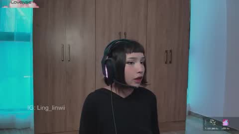 Ling online show from 06/08/26, 01:11