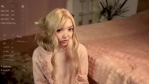 Linh -   online show from 06/18/26, 09:30