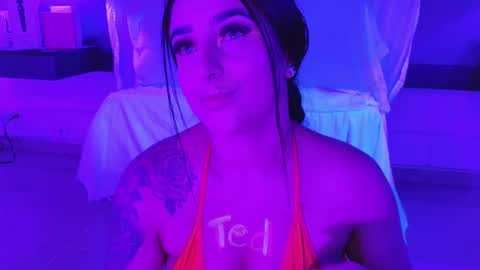 Luciana online show from 09/13/25, 09:03