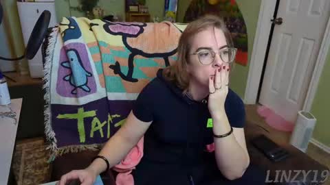 Linzy19 online show from 02/16/25, 06:43