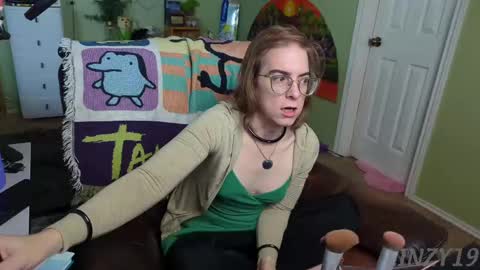 Linzy19 online show from 02/20/25, 03:52