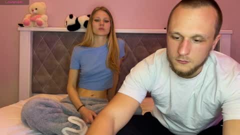 Daisy and Ratibor online show from 04/09/26, 04:12