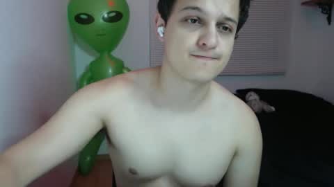 Lion Cluess online show from 04/06/26, 03:26