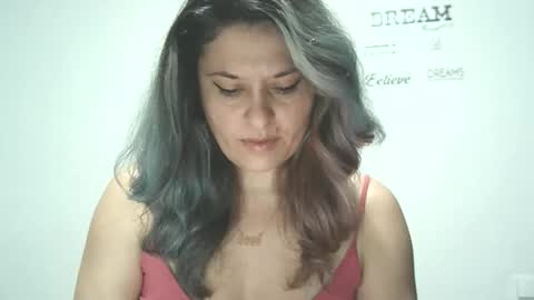 lionessmom online show from 11/04/25, 05:06