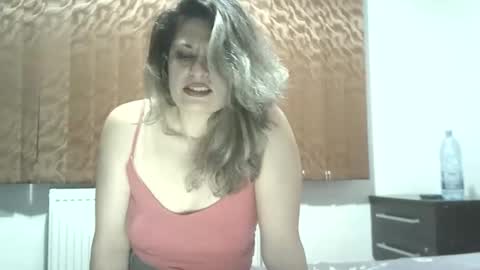 lionessmom online show from 01/13/26, 10:04