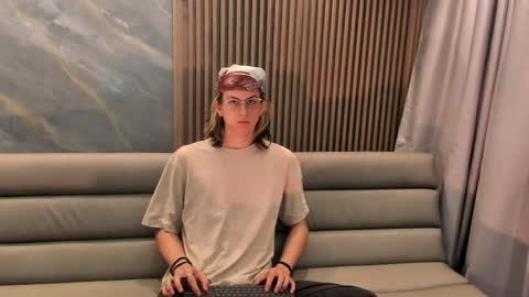 Lior evan online show from 12/01/25, 11:37