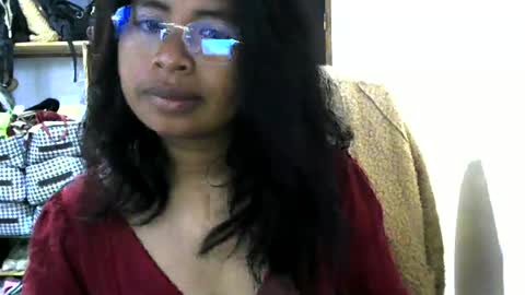 Snapshot of liora_selenex chatting on 07/05/26, 04:30 Liora selenex online show from 07/05/26, 04:30