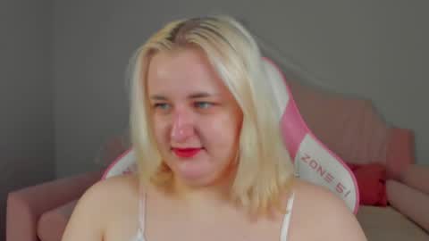 LioraArdyn online show from 04/06/26, 05:19