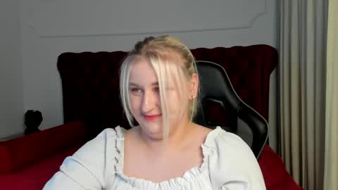 LioraArdyn online show from 05/21/26, 06:26