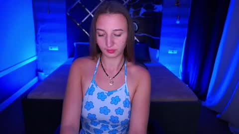 Lia online show from 10/02/25, 08:16