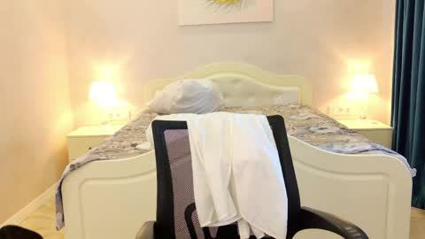 Liora Weiss online show from 03/11/26, 07:03