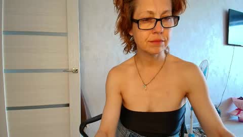 Liora Weiss online show from 06/02/26, 12:18