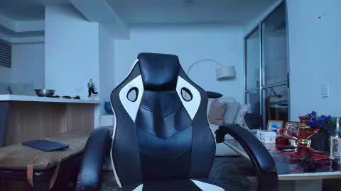 Lior Vante online show from 02/22/26, 05:51