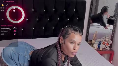 Snapshot of lips_sarasofia chatting on 10/14/25, 02:45 lips_sarasofia online show from 10/14/25, 02:45