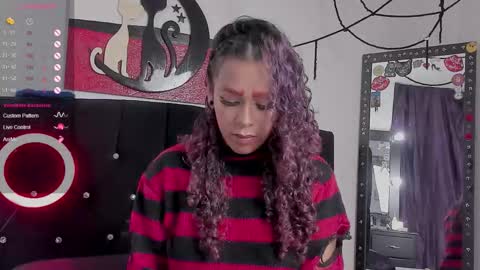 Snapshot of lips_sarasofia chatting on 10/16/25, 08:54 lips_sarasofia online show from 10/16/25, 08:54