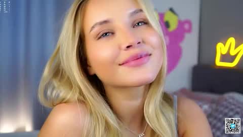 Amelia online show from 10/11/25, 04:33