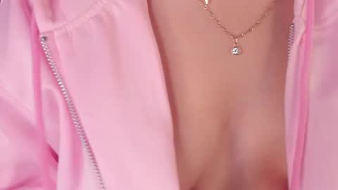 Lina online show from 09/30/25, 01:21