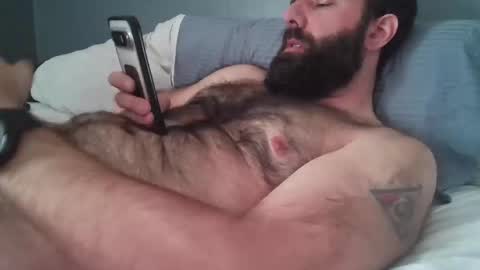 Snapshot of liquorsnurf69 chatting on 11/19/25, 06:52 liquorsnurf69 online show from 11/19/25, 06:52