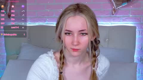 lirakink online show from 11/22/25, 04:11