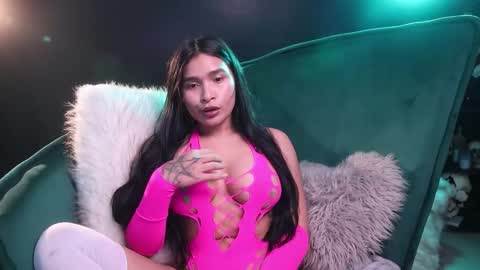 Lire online show from 10/16/25, 03:40