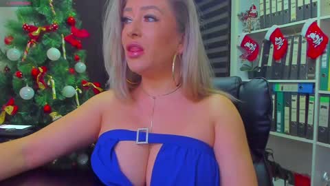 lisa online show from 12/11/24, 03:45