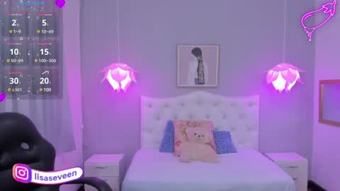 Lisa online show from 12/24/24, 11:49