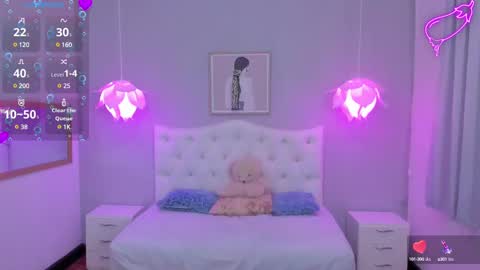 Lisa online show from 02/11/25, 09:46