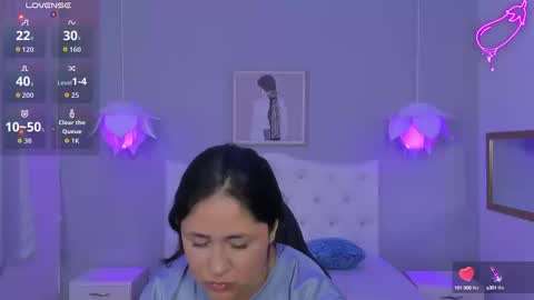 Lisa online show from 09/11/25, 02:28