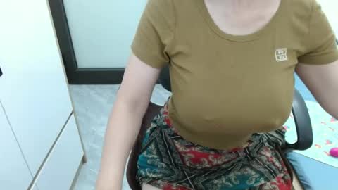 lisa_1011 online show from 07/02/26, 03:45