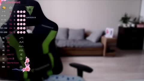 Lisa Harris online show from 02/10/25, 05:25