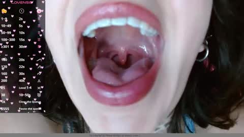 Snapshot of lisa_avila_ chatting on 01/08/25, 01:32 Lisa online show from 01/08/25, 01:32