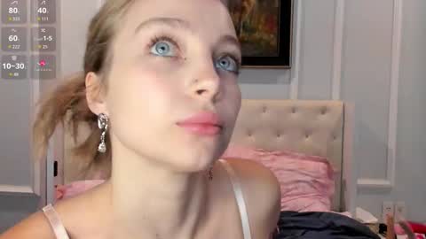 Lisa online show from 12/03/25, 04:31