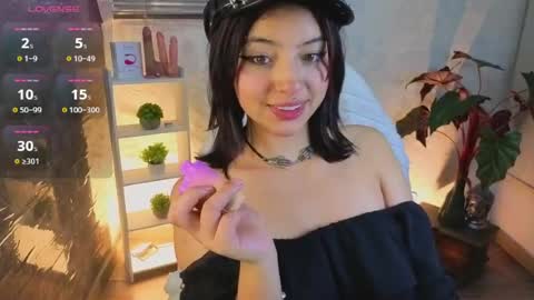 lisa dolly nyx online show from 05/28/26, 08:33