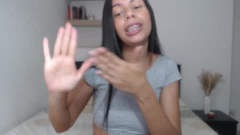 Lisa Santos online show from 02/06/25, 02:48